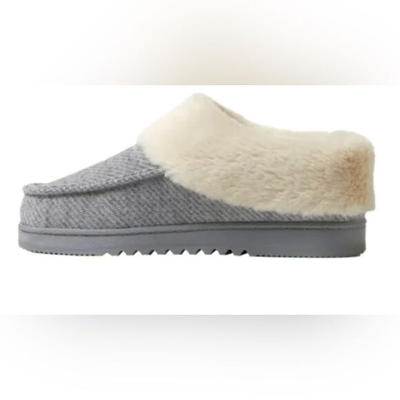 Dearfoams Women's Memory Foam Insole Indoor/Outdoor Slippers Grey - Picture 2 of 8